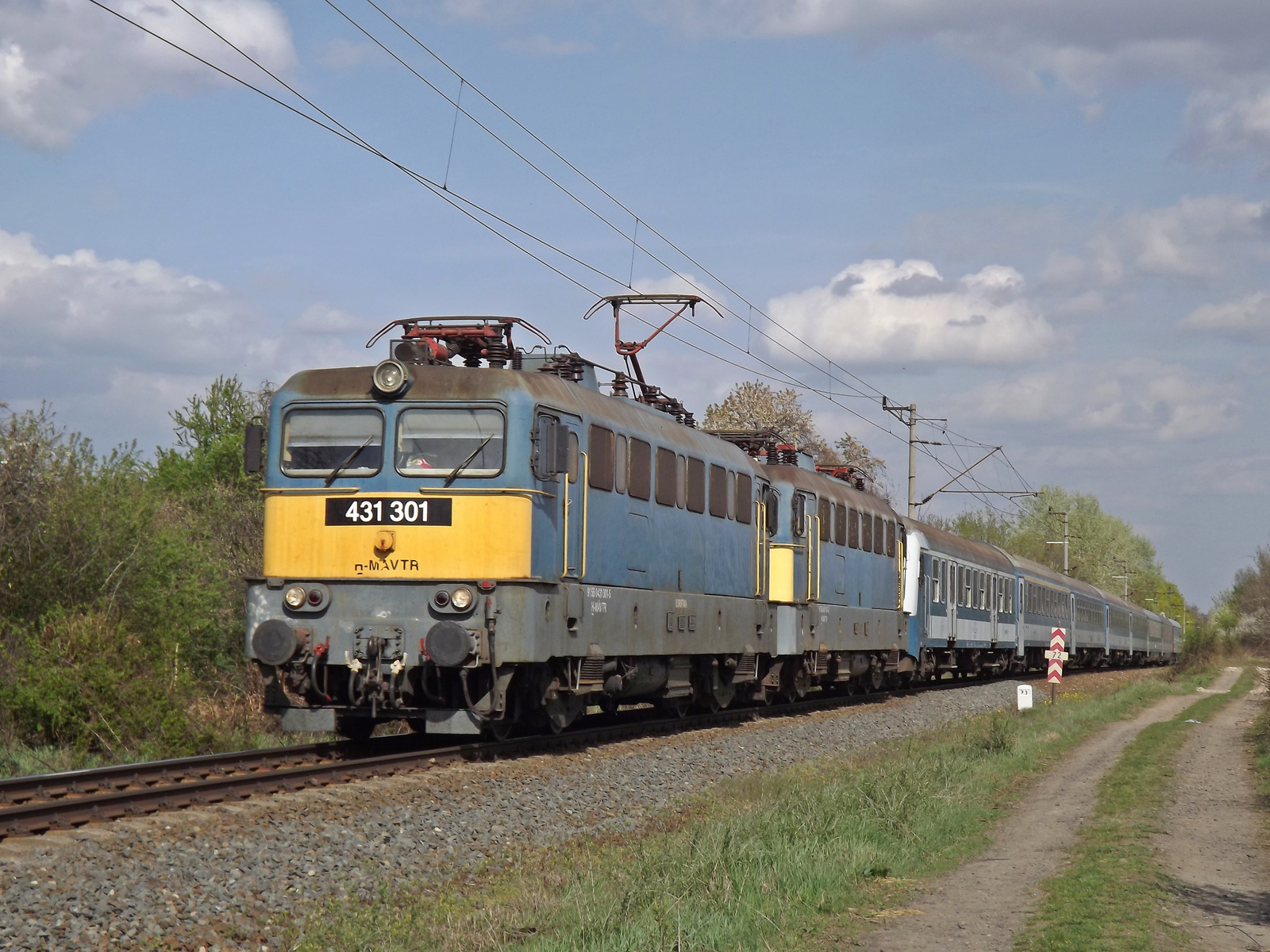 431 301/V43 1301/ + 431 147/V43 1147/