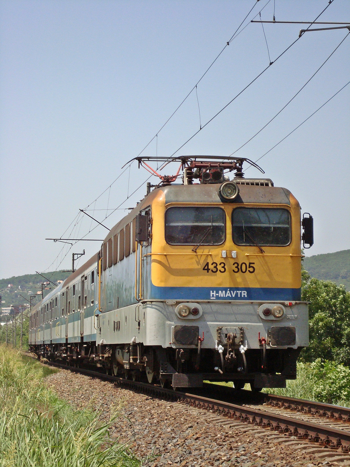 433 305 / V43 3305 /