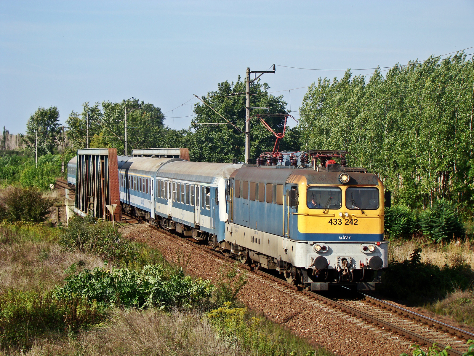 433 242 / V43 3242 /