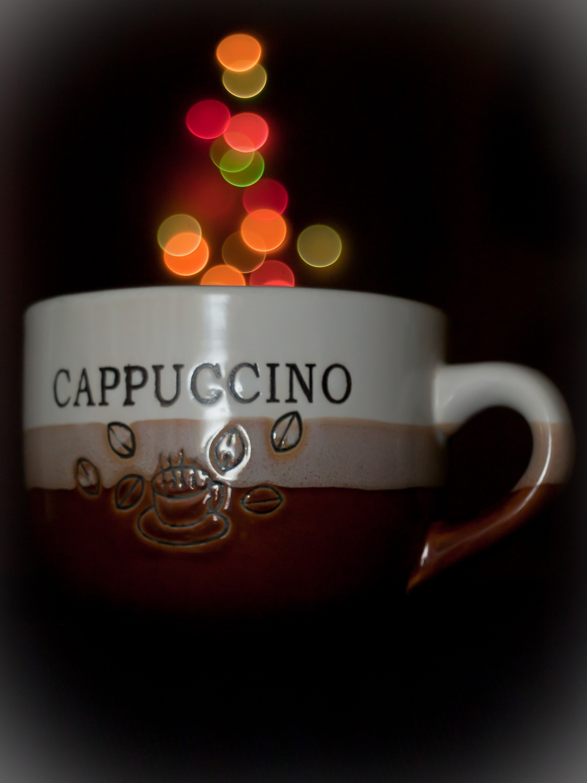 Gőzölög a bokeh-cappuccino