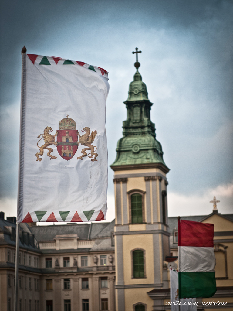 Zászlók és torony