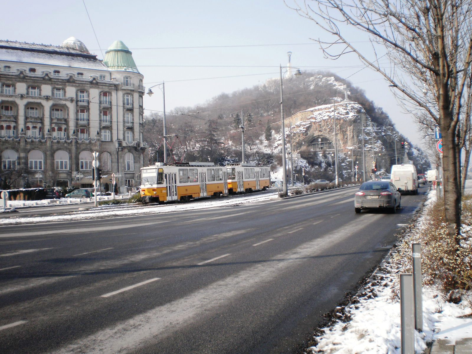 Gellért tér télen