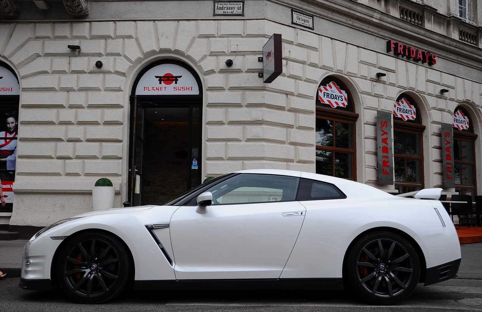 Nissan GT-R