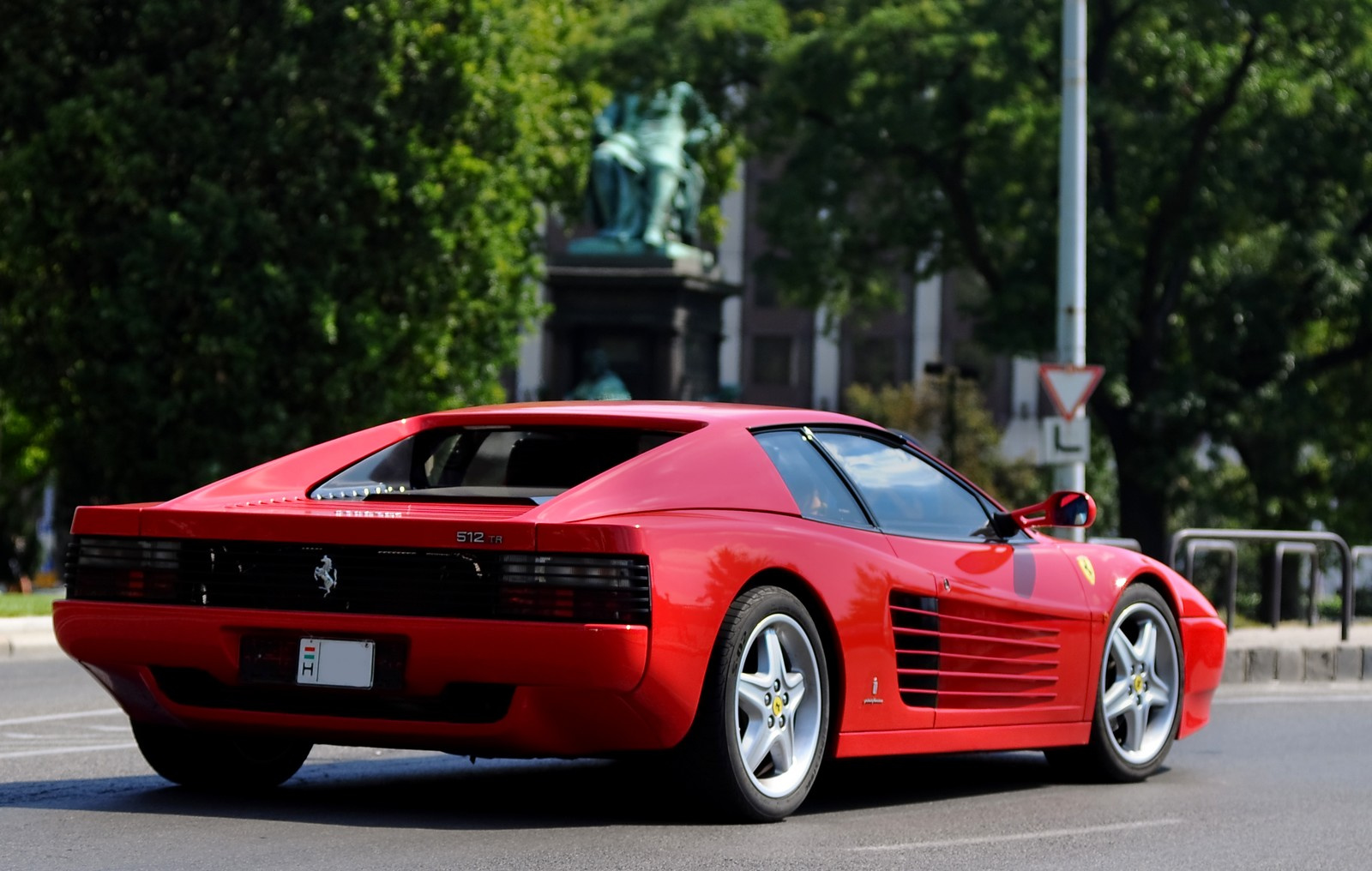 Ferrari 512 TR