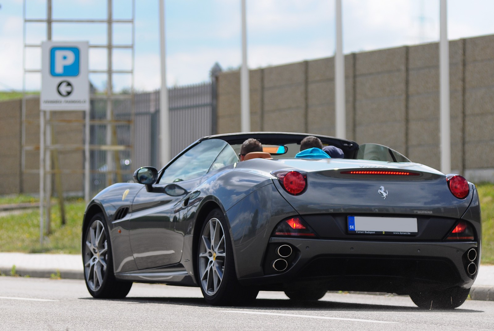 Ferrari California