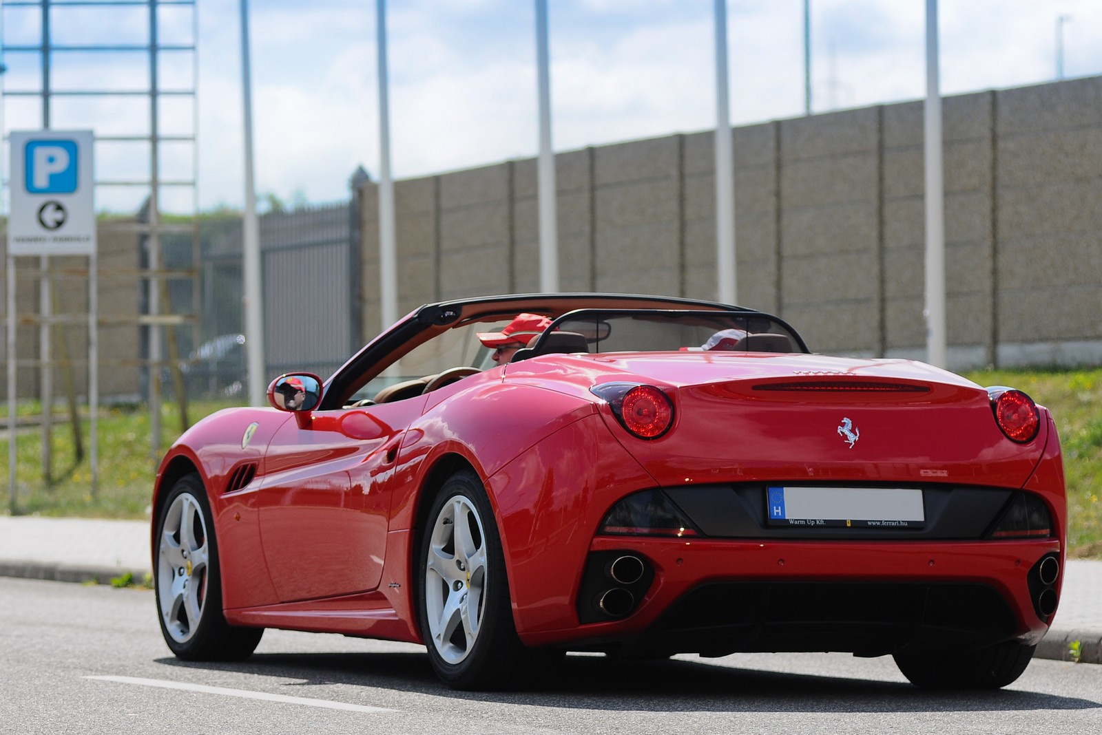 Ferrari California