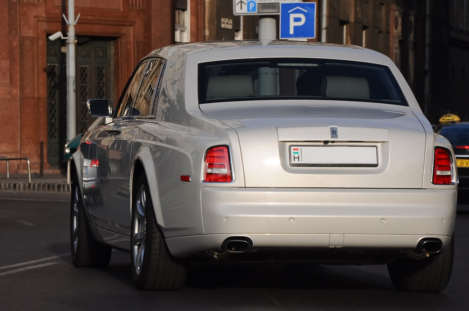 Rolls Royce Phantom