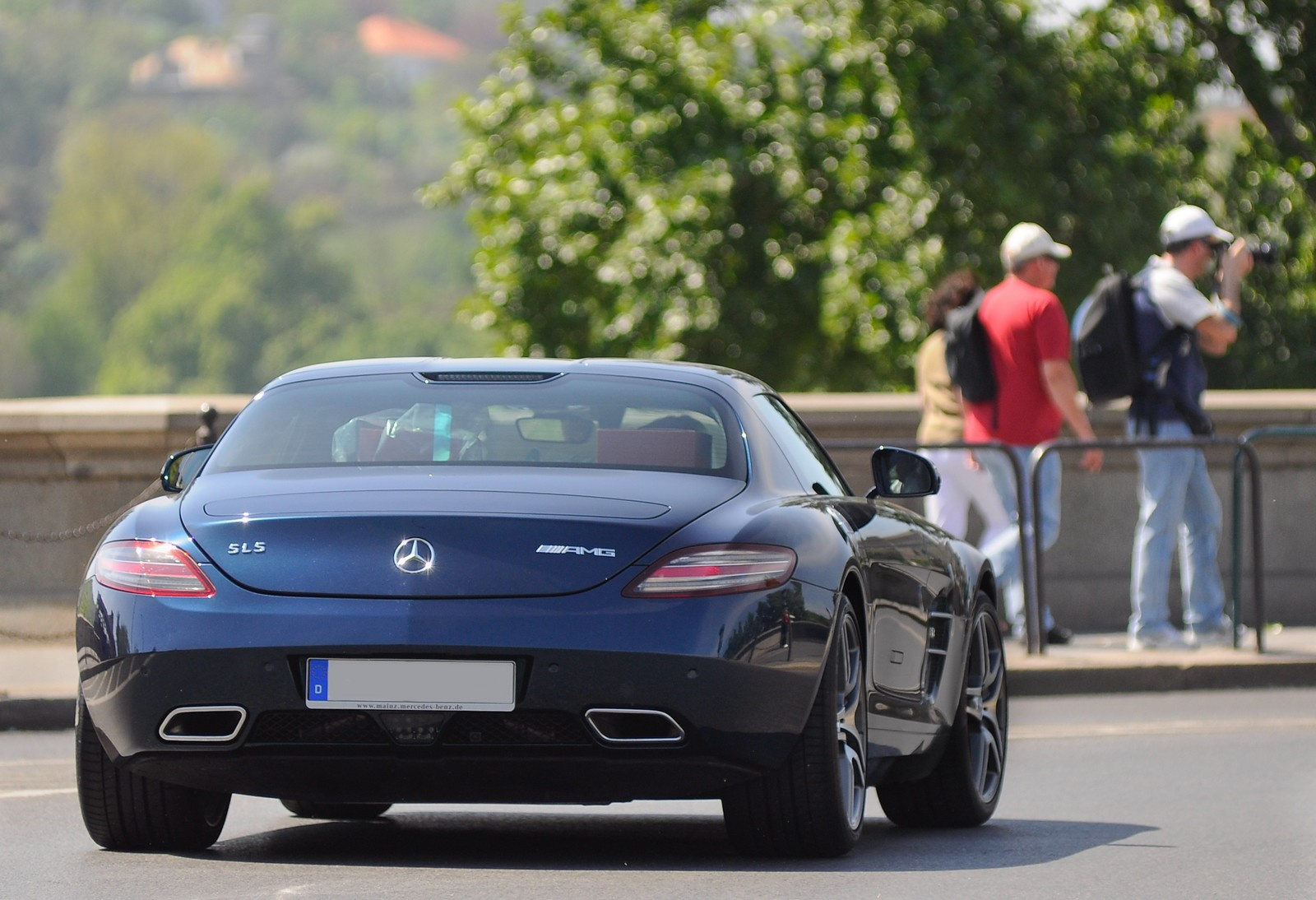 Mercedes SLS