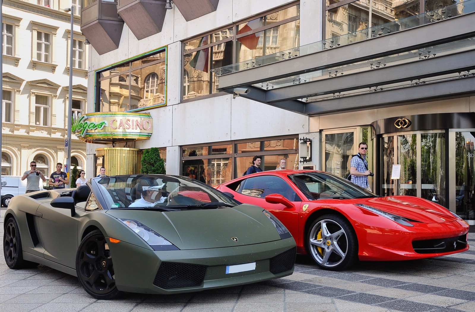 Lamborghini Gallardo Spyder - Ferrari 458 Italia combo