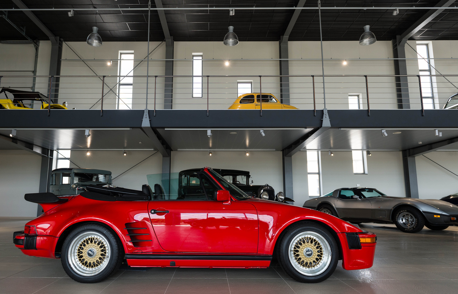 Porsche 911 Turbo Cabrio "Flatnose"