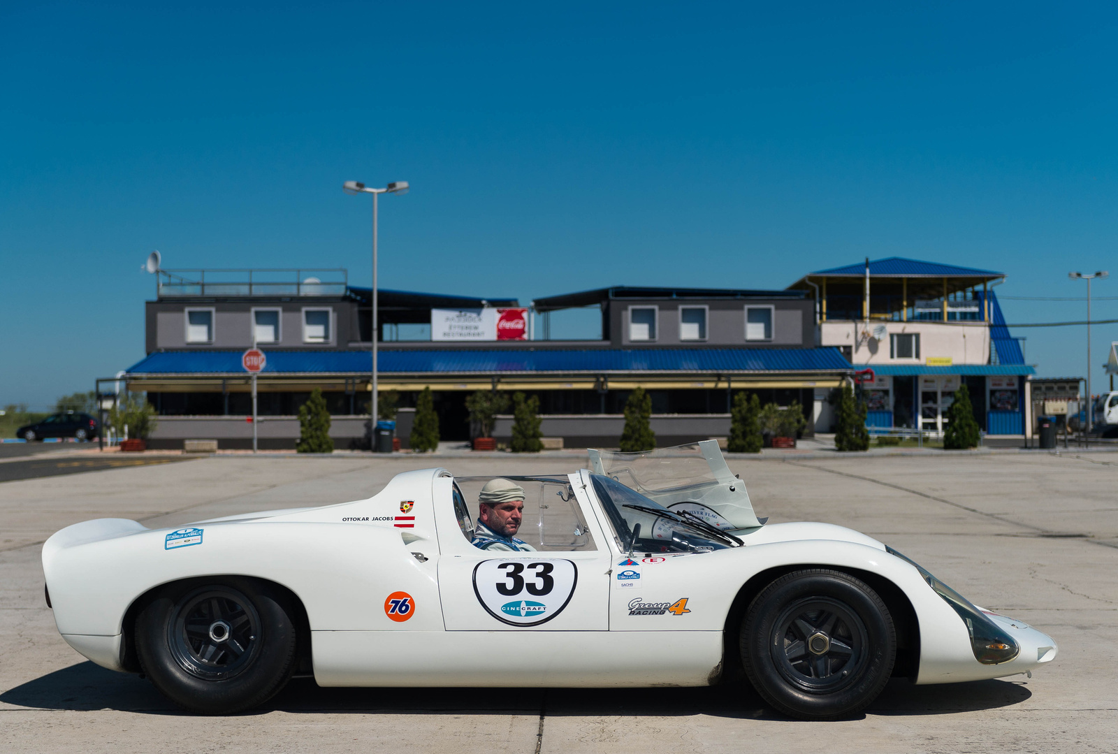 Porsche 907