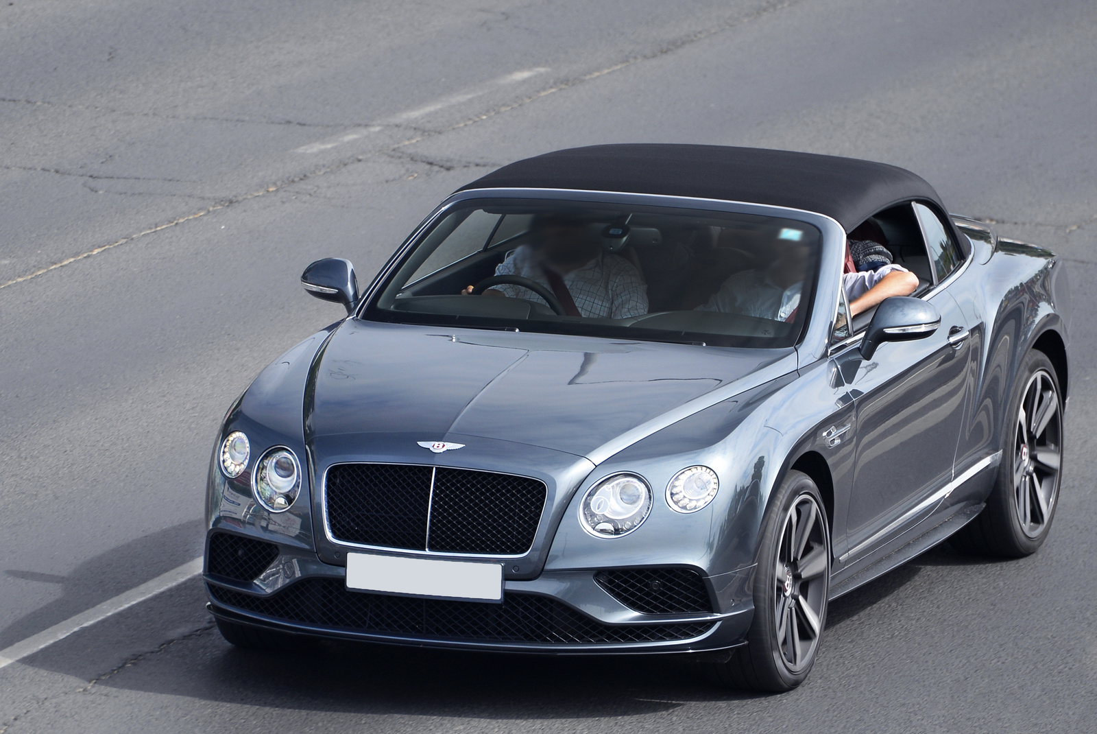 Bentley Continental GTC V8