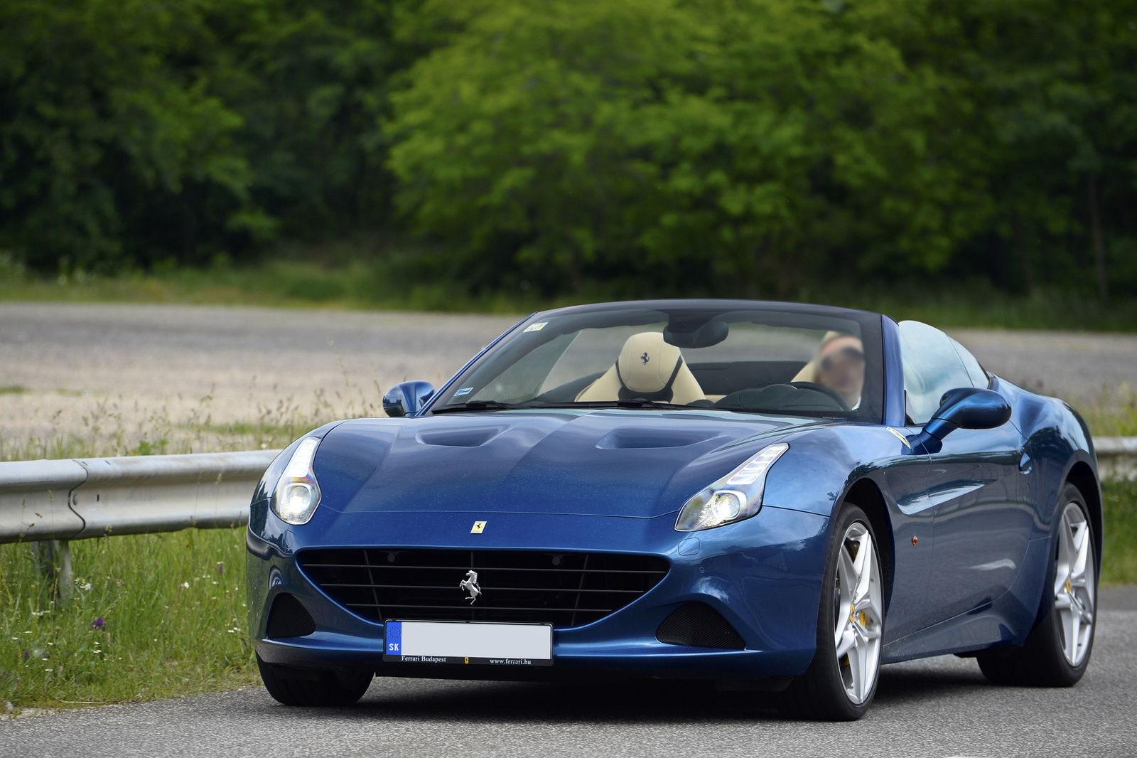 Ferrari California T