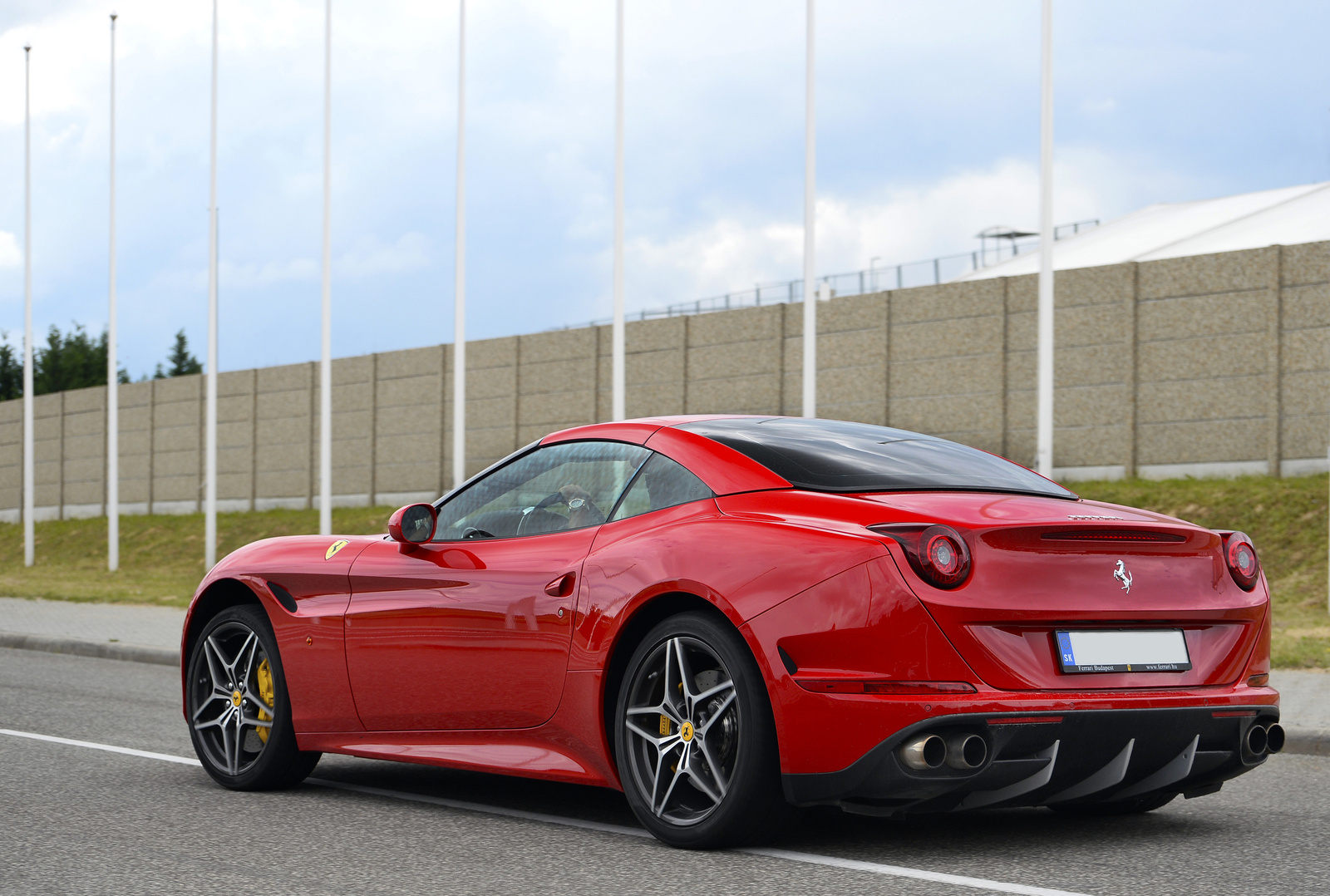 Ferrari California T
