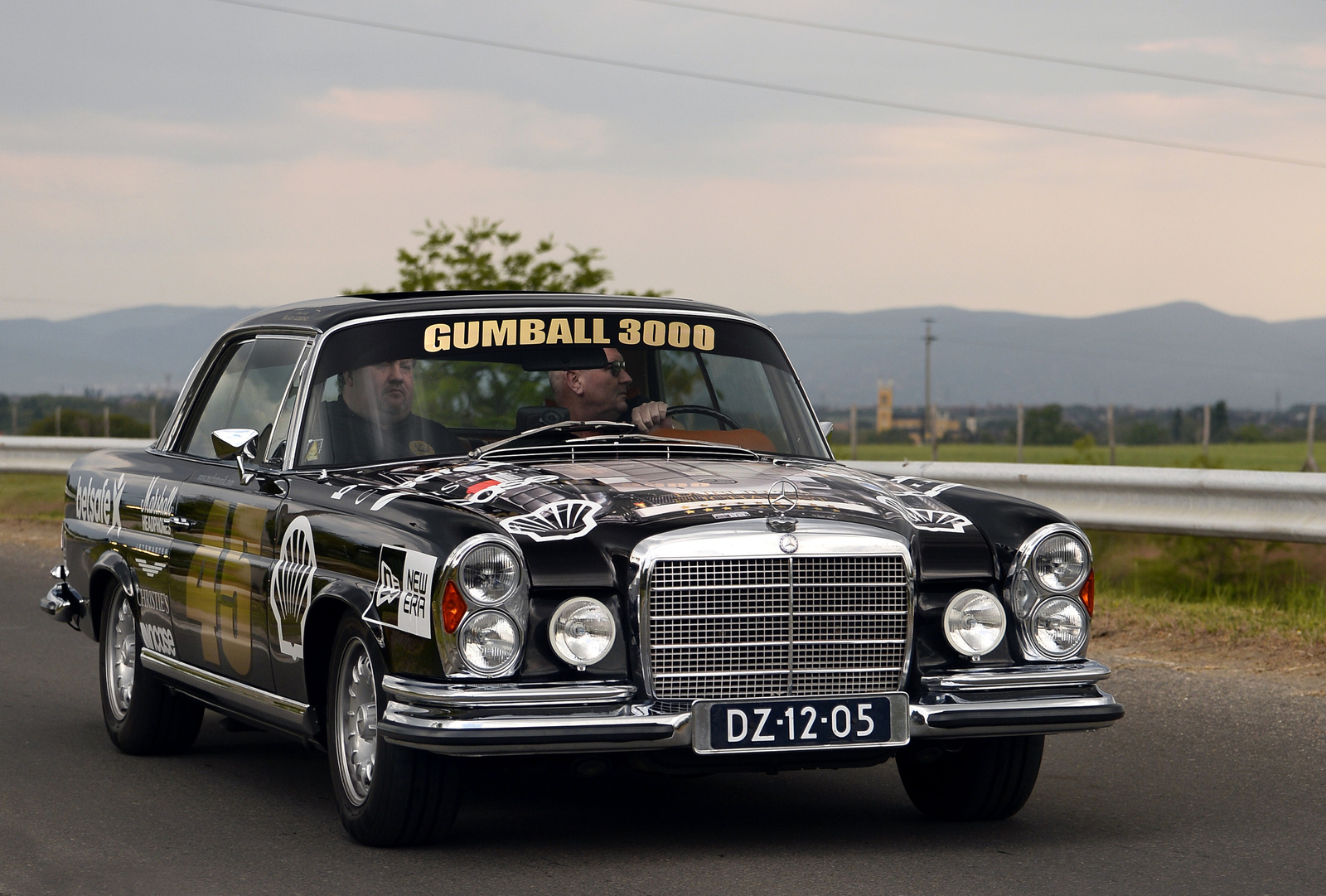 Mercedes 280SE