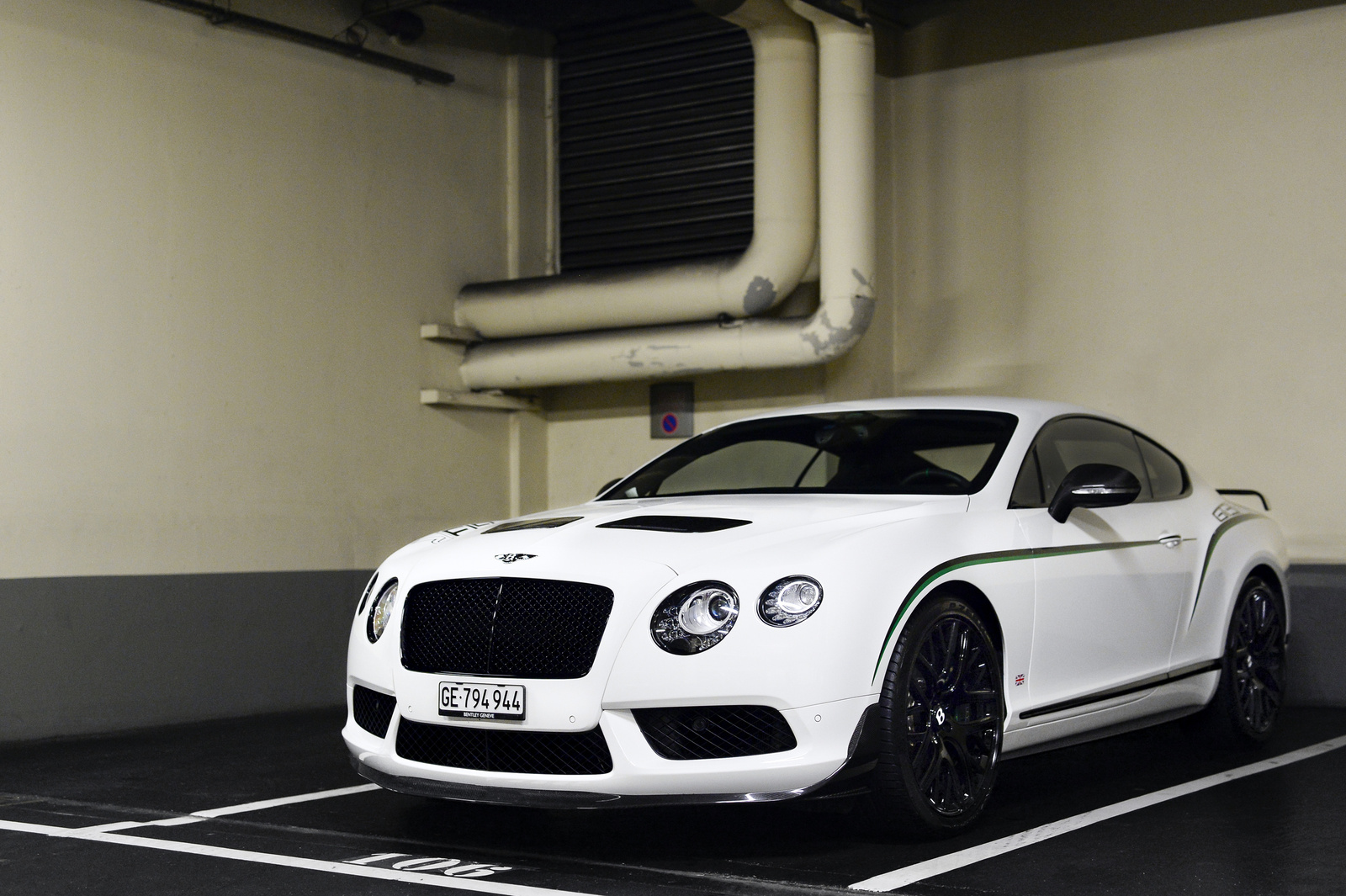 Bentley Continental GT3-R