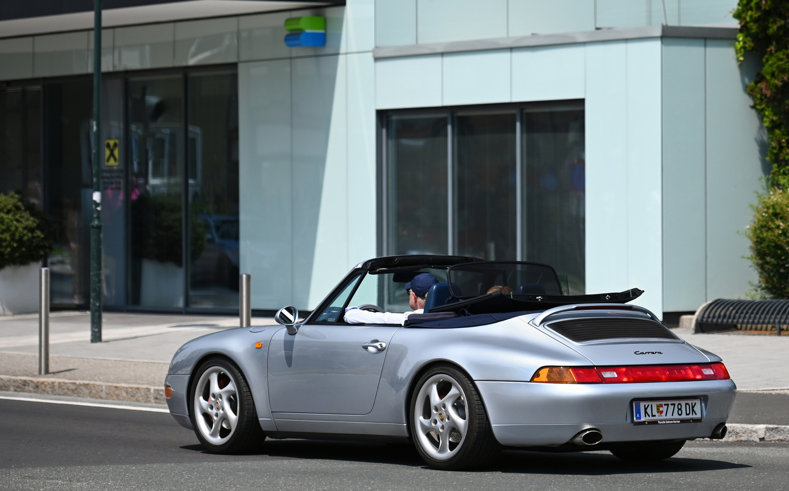 Porsche 911 Carrera Cabrio