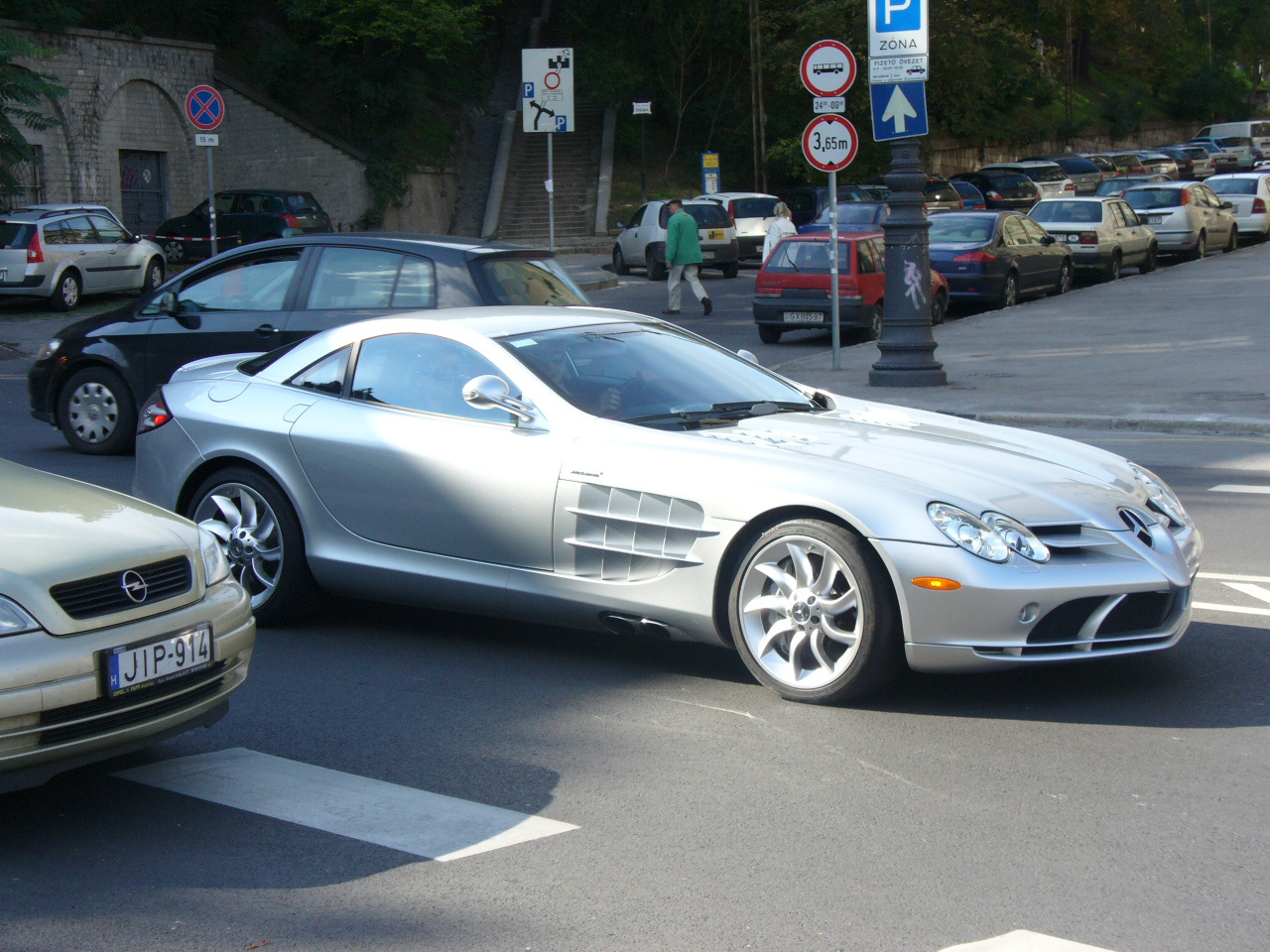 Mercedes SLR