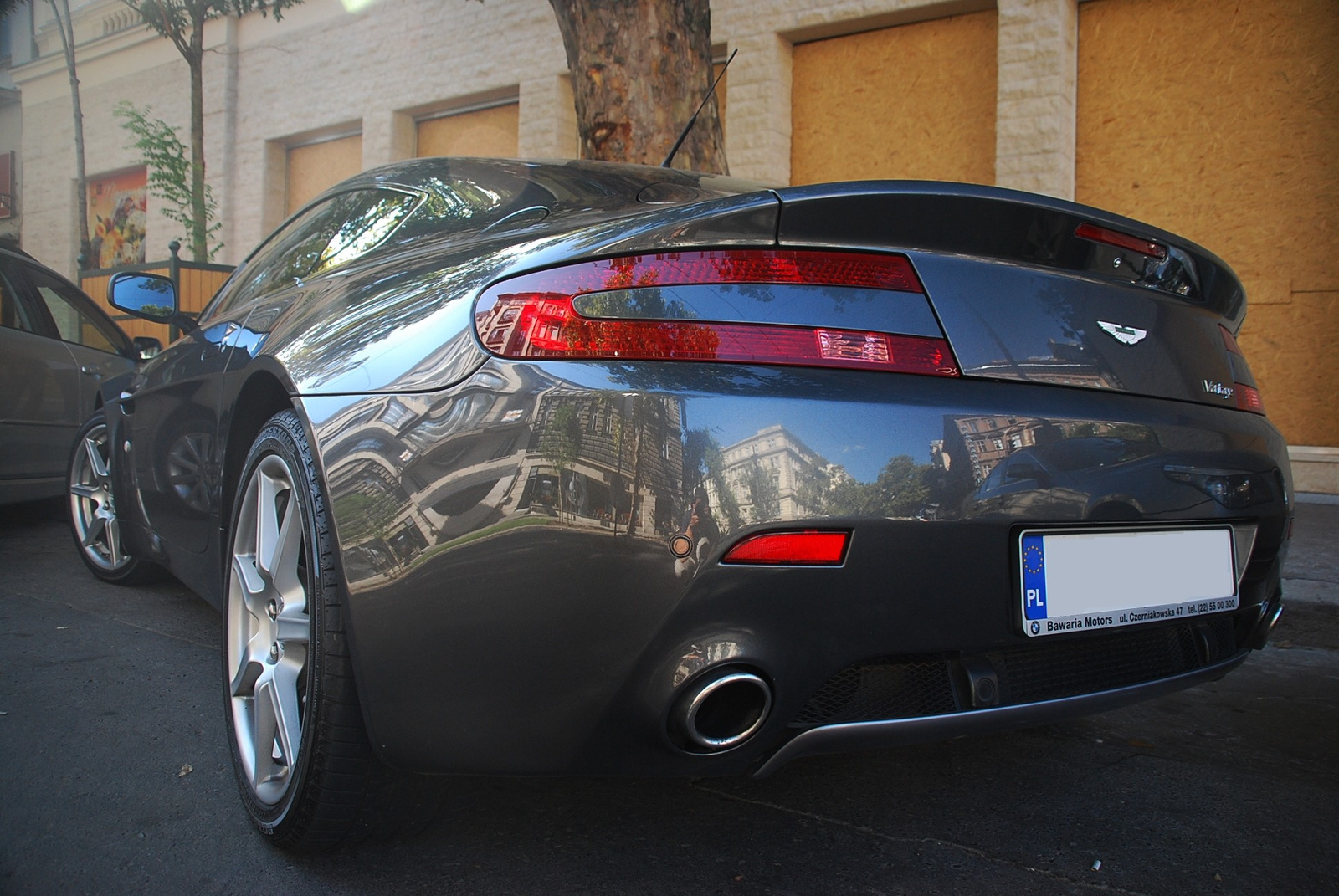 Aston Martin V8 Vantage