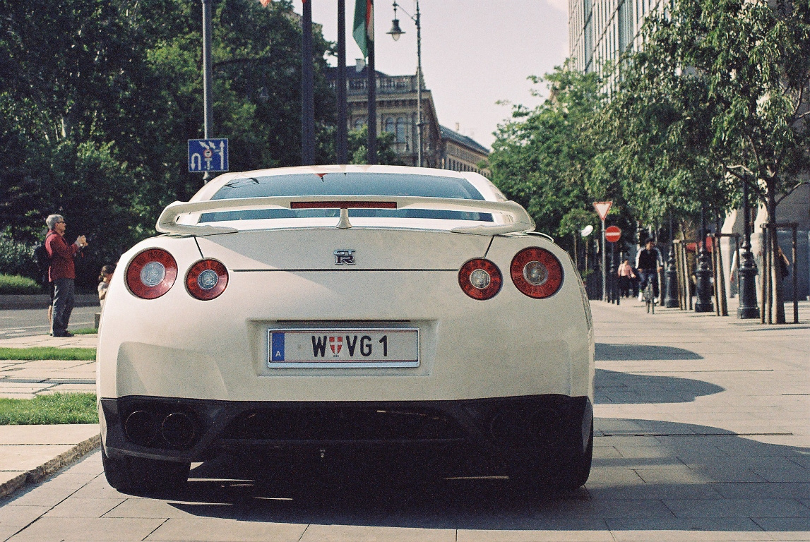 Nissan GTR