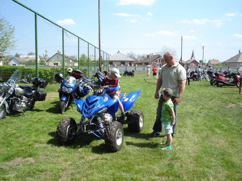 Téglási motoros felvonulás 2012