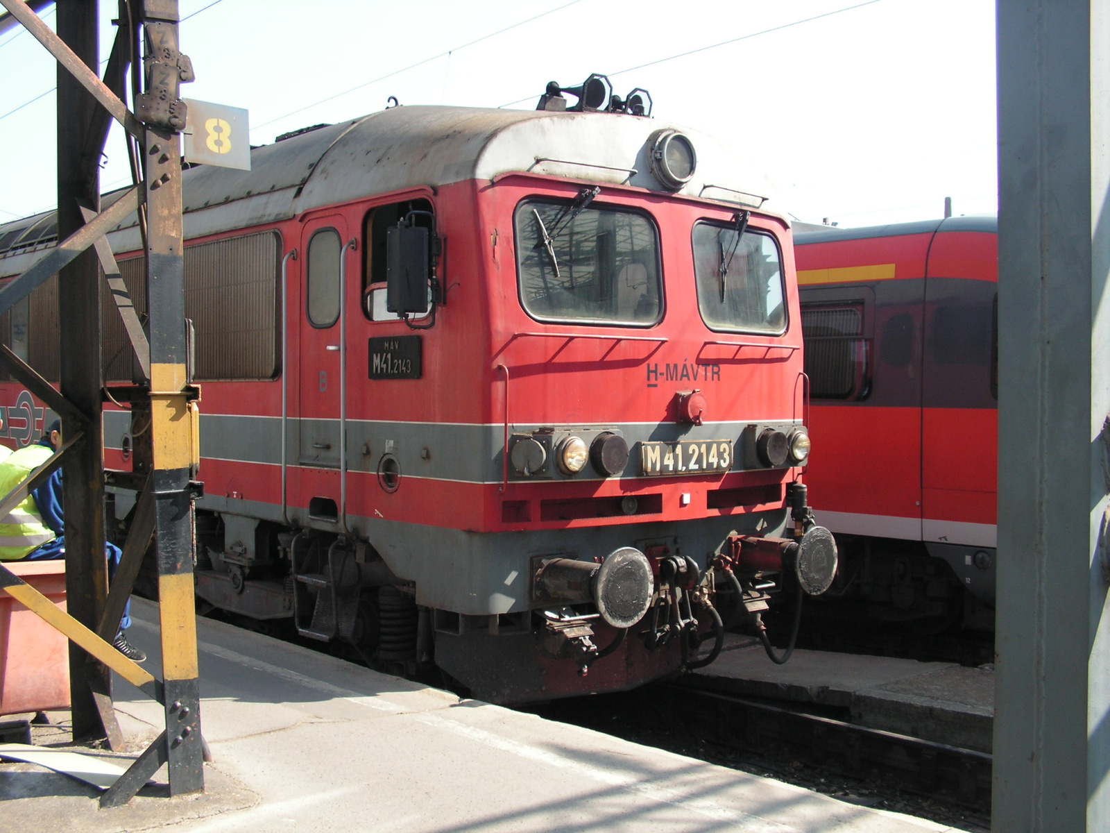 Budapest, H-MÁVTR M41 2143, SzG3