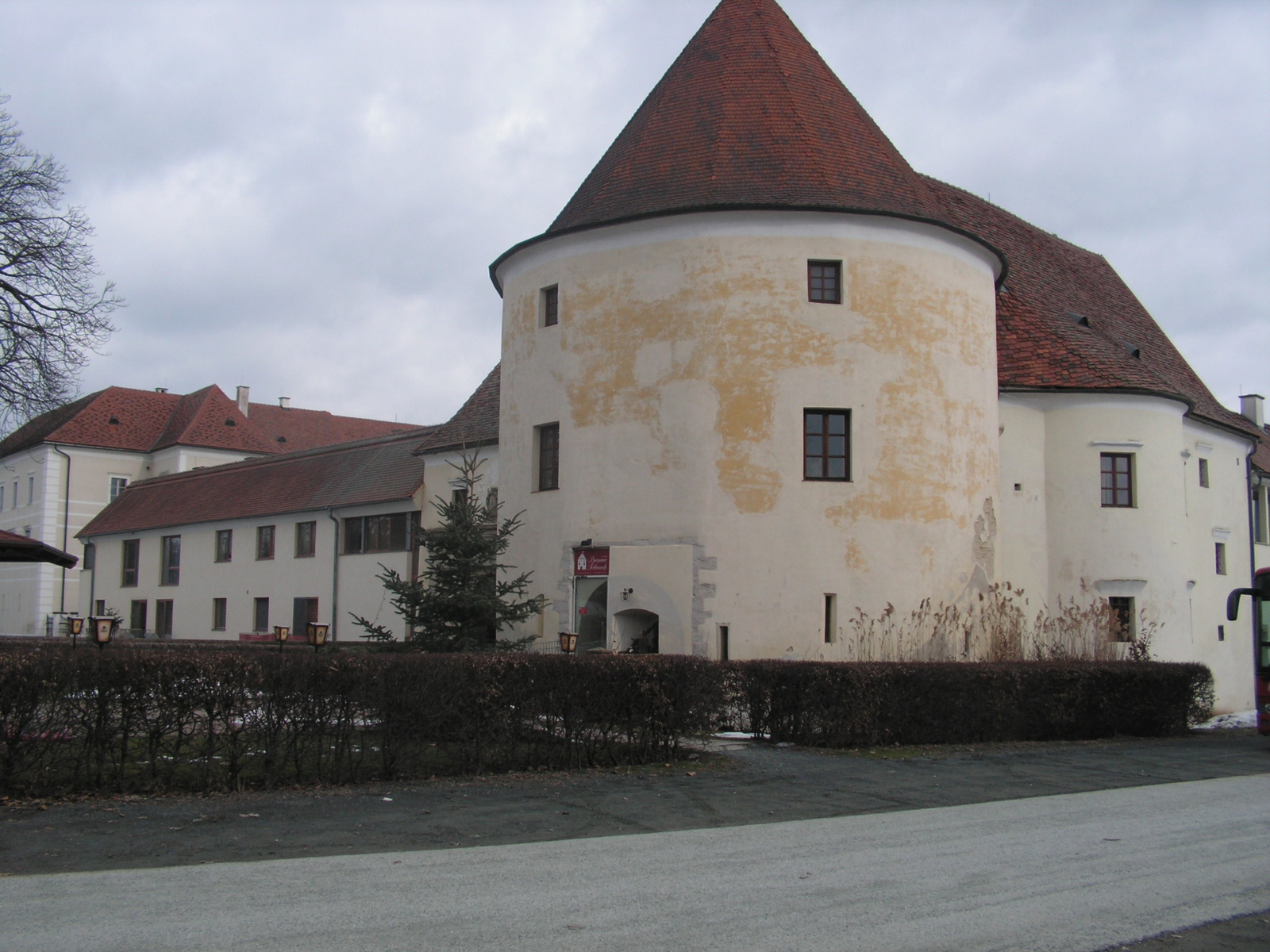 Ausztria, Burgau, a Batthyány kastély, SzG3