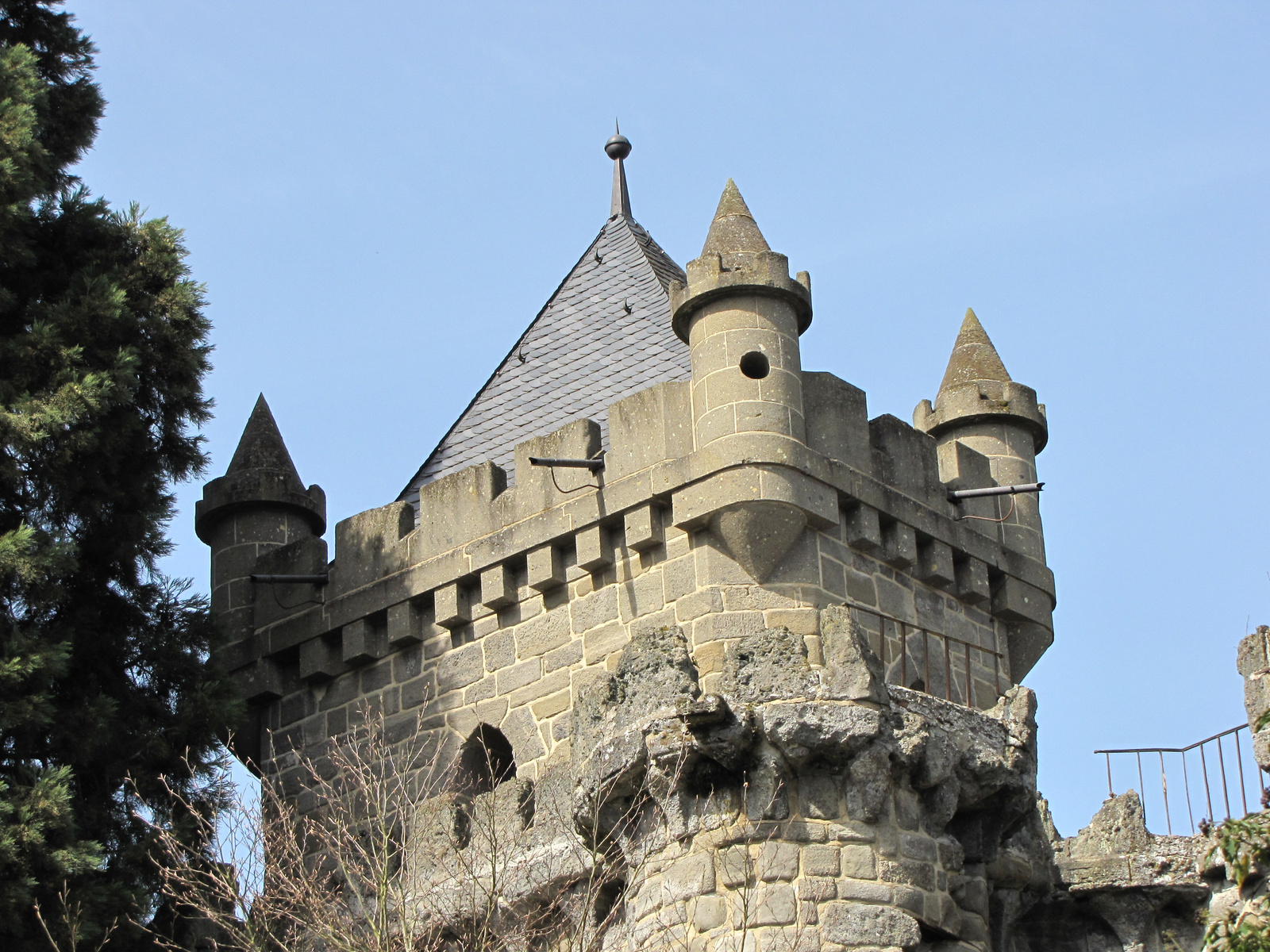 Kassel, Bergpark Wilhelmshöhe, Löwenburg, SzG3