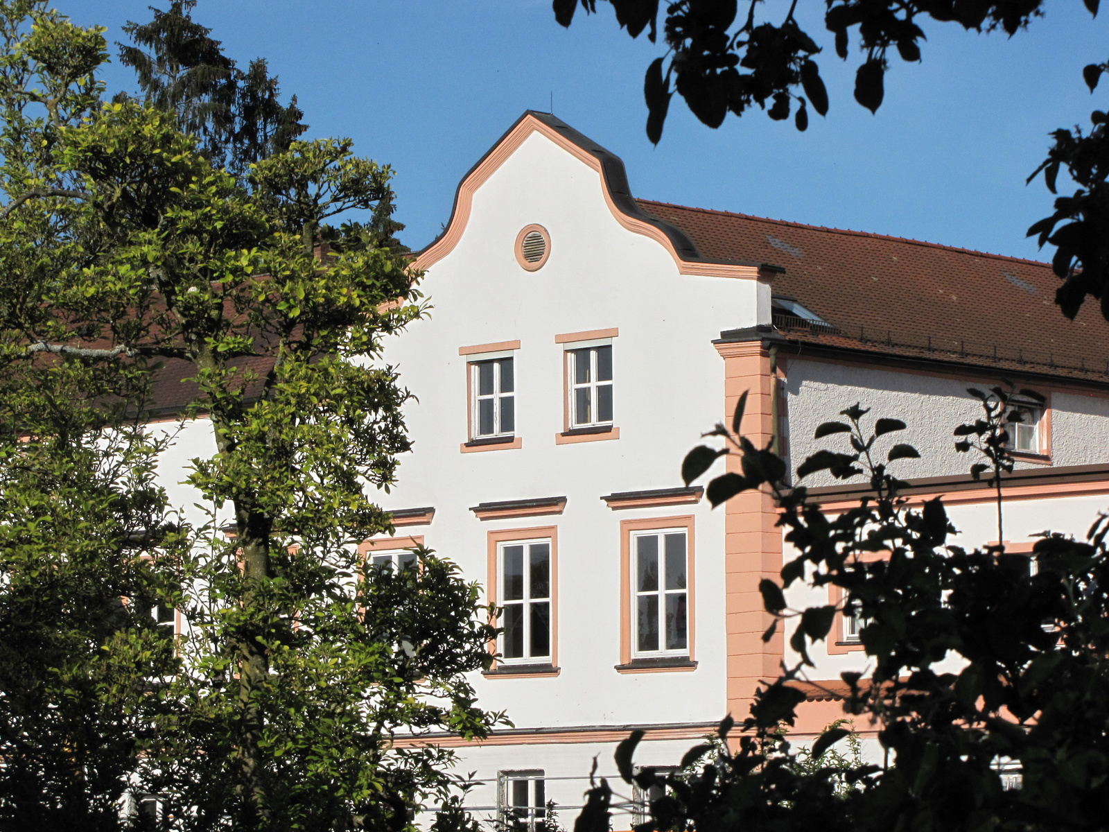 Neuhaus am Inn, a kastély, SzG3