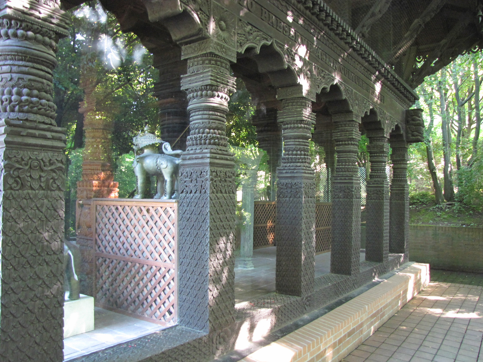 München, Westpark, Nepalpagode, SzG3