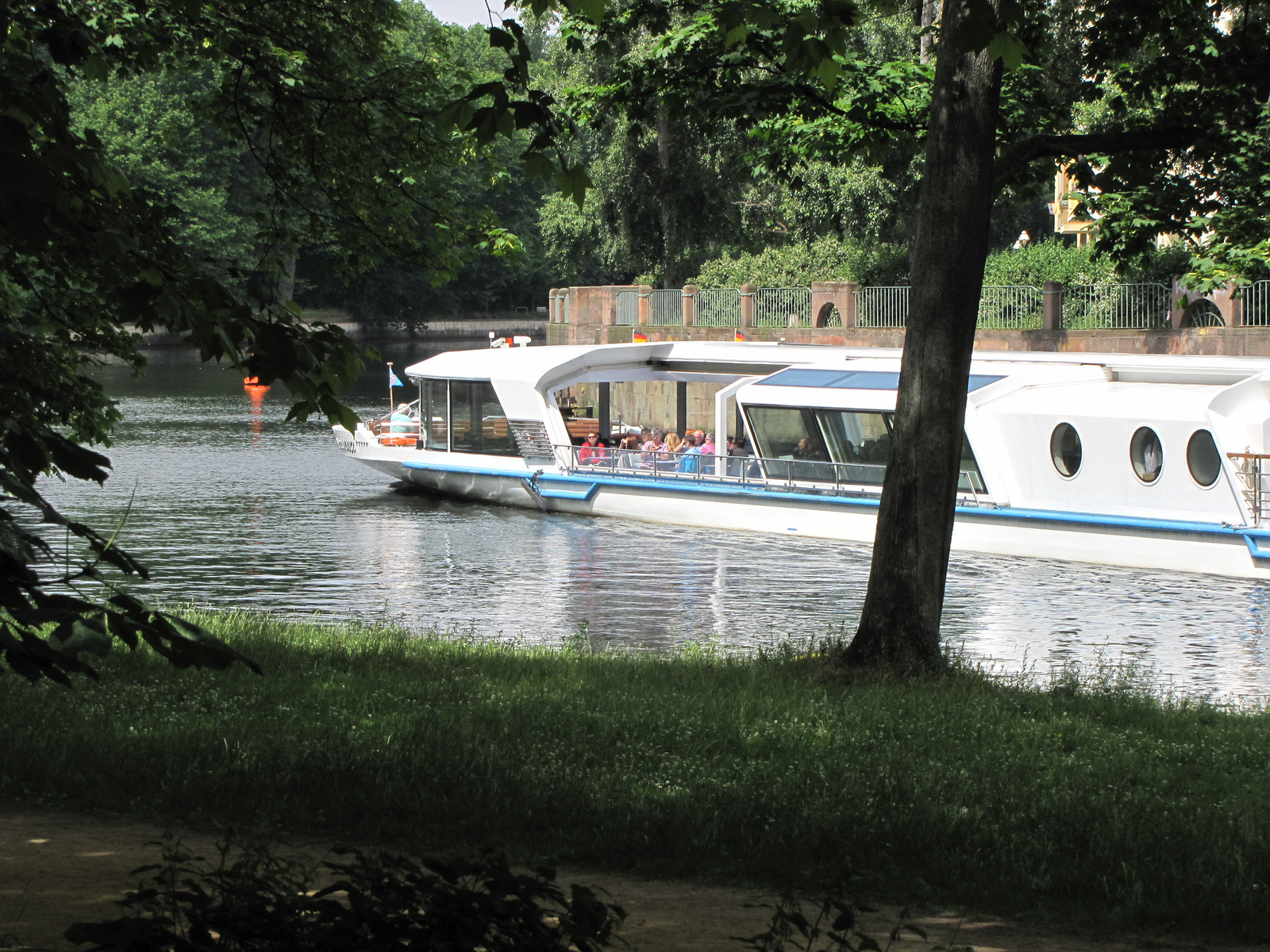 Berlin, a Spree folyó. SzG3