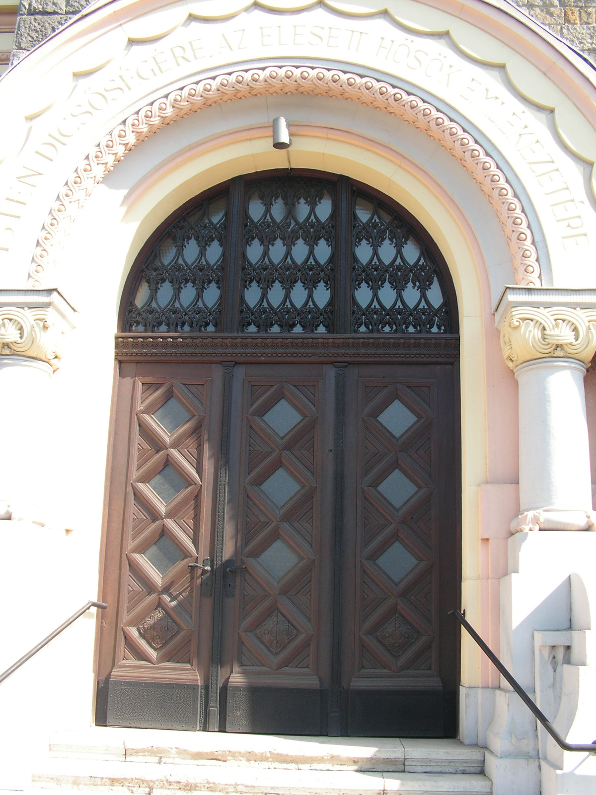Budapest, a Nagyvárad téri református templom, SzG3