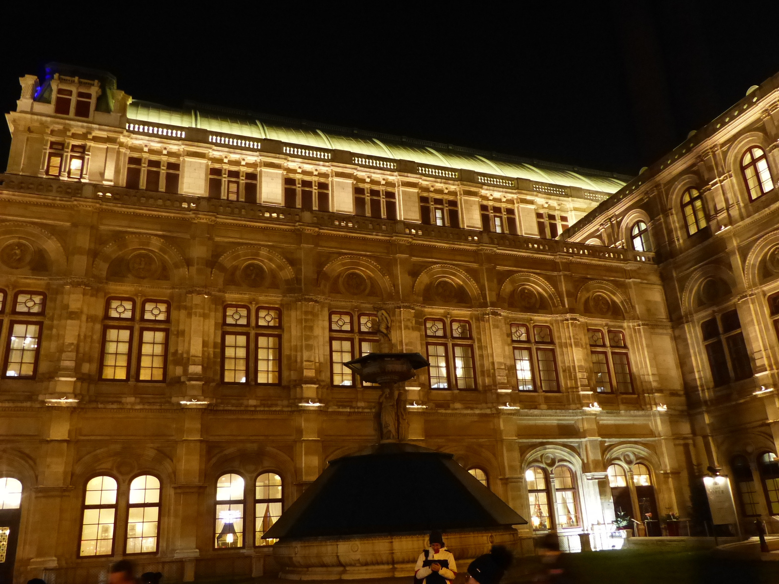 Bécs, Wiener Staatsoper, SzG3