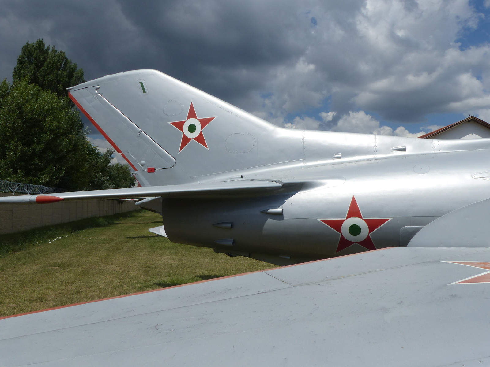 Szolnok, Rep Tár, MIG-19PM (Farmer), SzG3