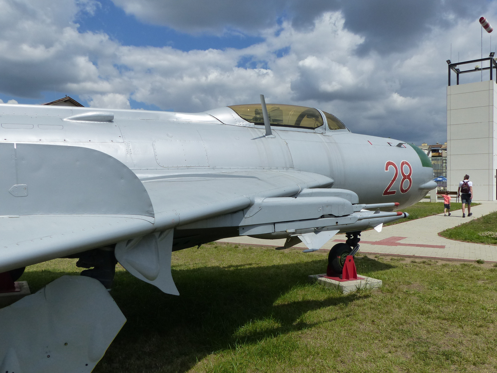 Szolnok, Rep Tár, MIG-19PM (Farmer), SzG3