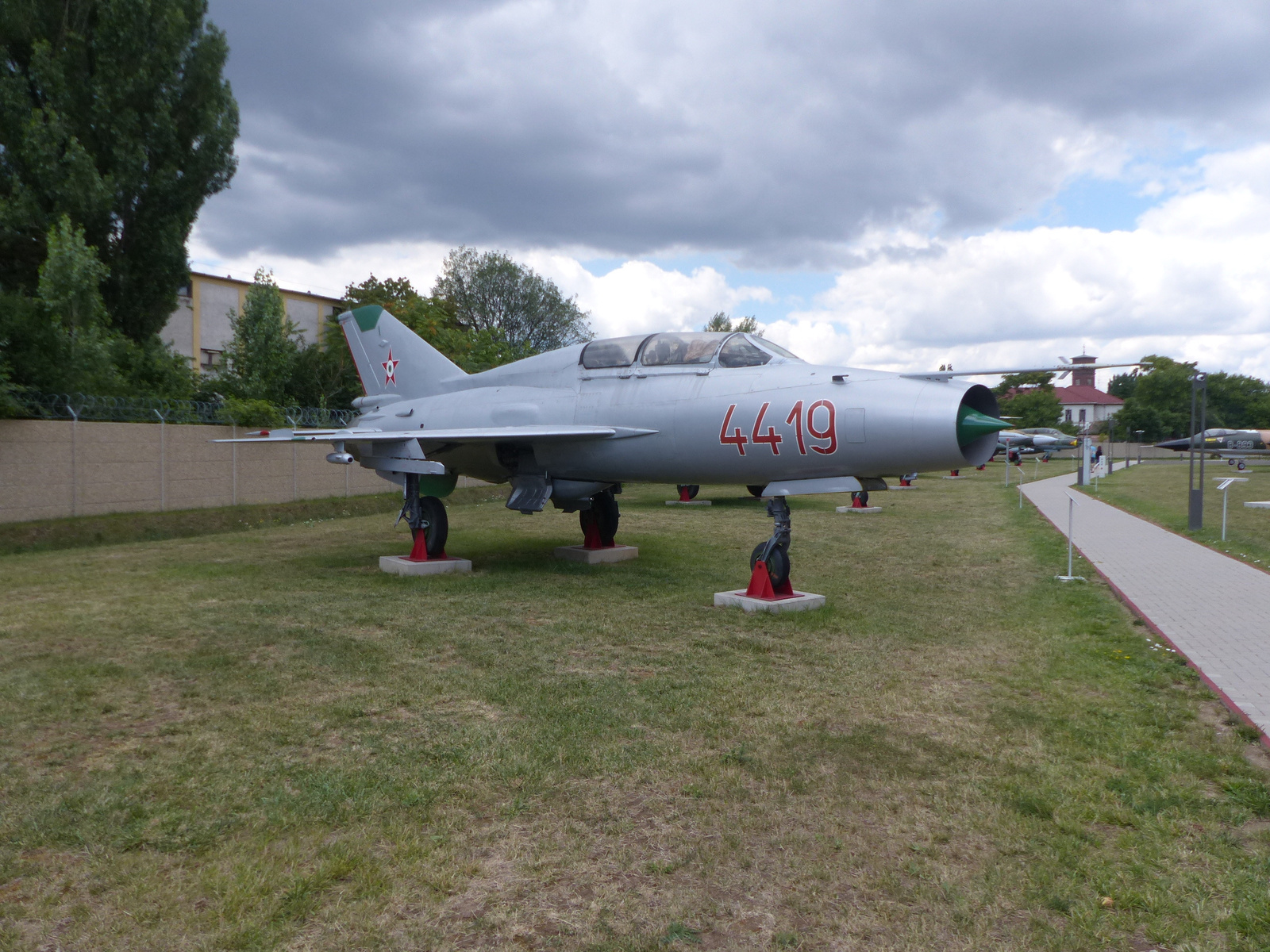 Szolnok, Rep Tár, MIG-21U-600 (Mongol-A), SzG3