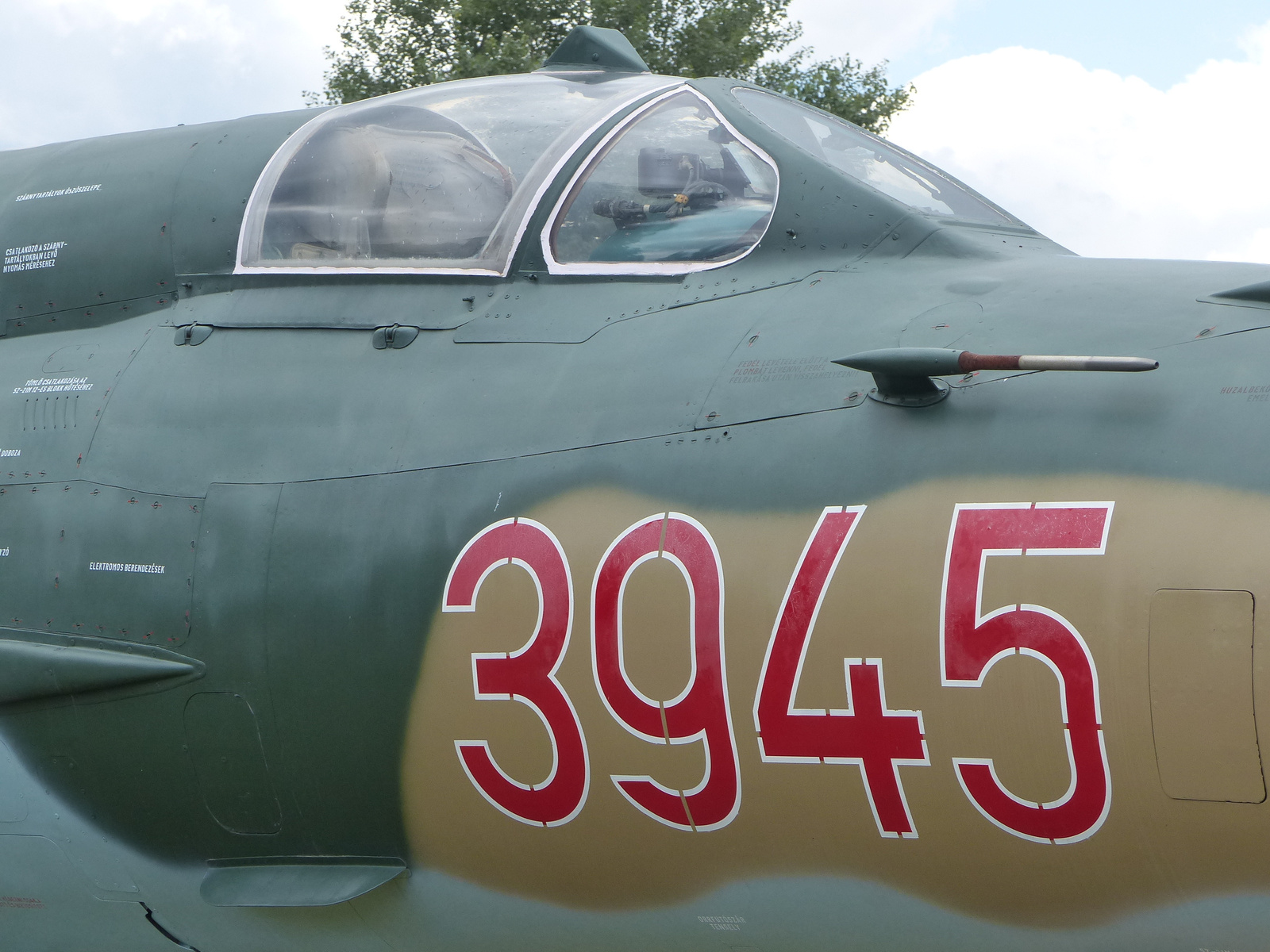 Szolnok, Rep Tár, MIG-21BISZ 75 A (Fishbed-I.), SzG3