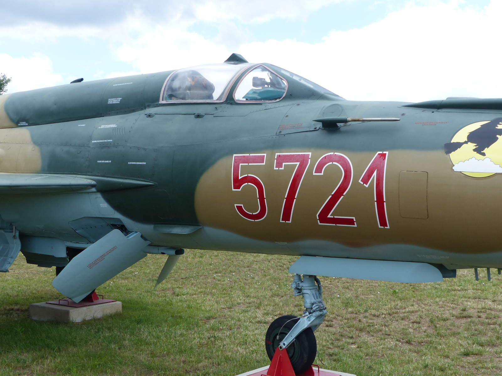 Szolnok, Rep Tár, MIG-21BISZ 75 AP (Fishbed-L), SzG3