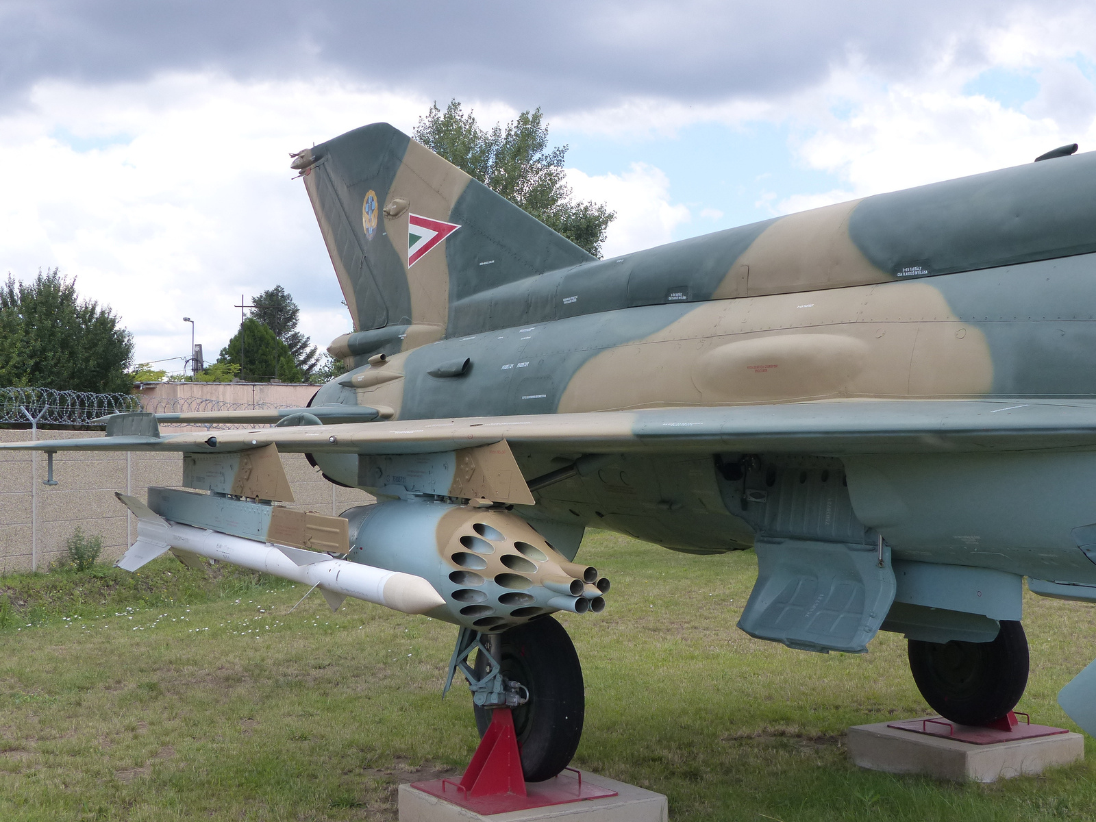 Szolnok, Rep Tár, MIG-21BISZ 75 AP (Fishbed-L), SzG3