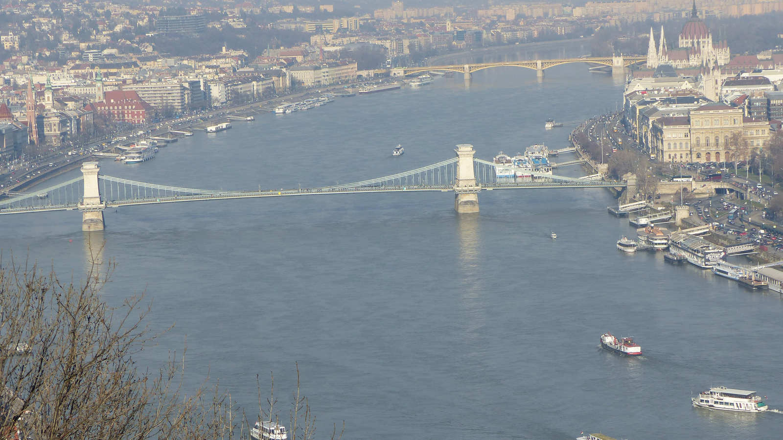 Budapest, a Duna a Gellért hegyről, SzG3