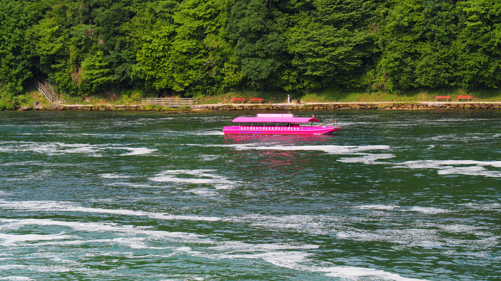 Svájc, Neuhausen am Rheinfall, a Rajna vízesés, SzG3