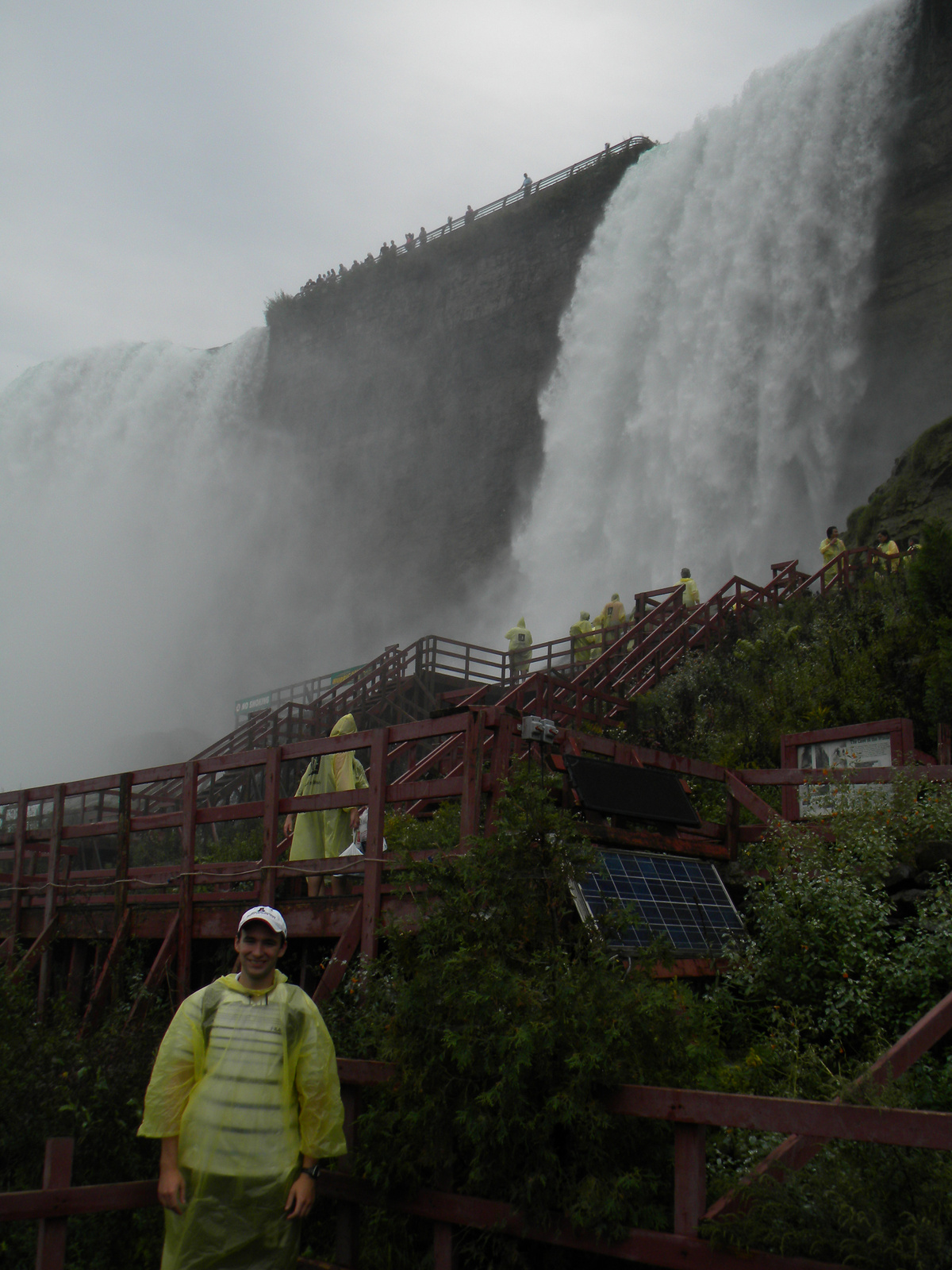 Niagara-07-Cave of the winds