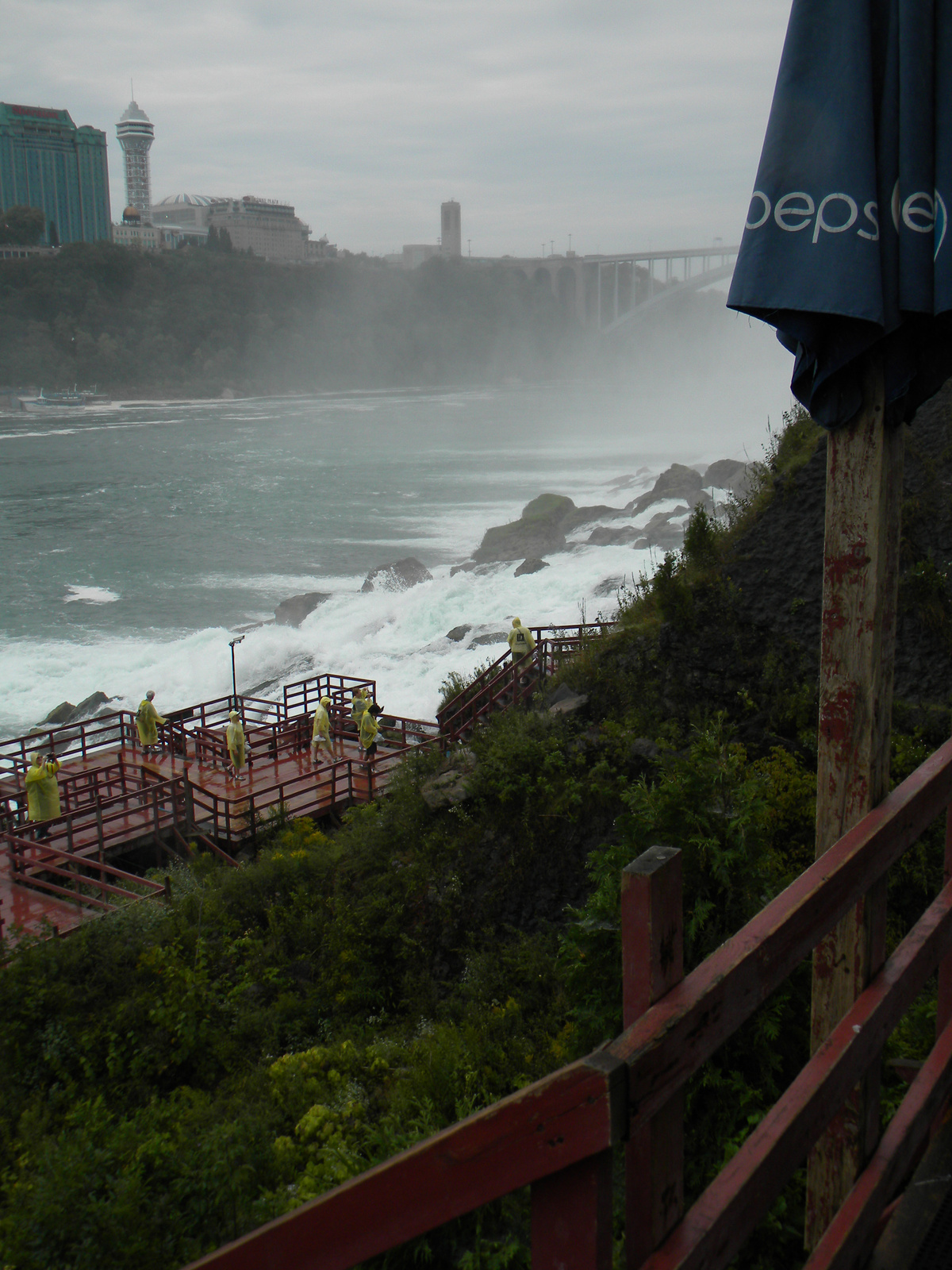 Niagara-08-Cave of the winds