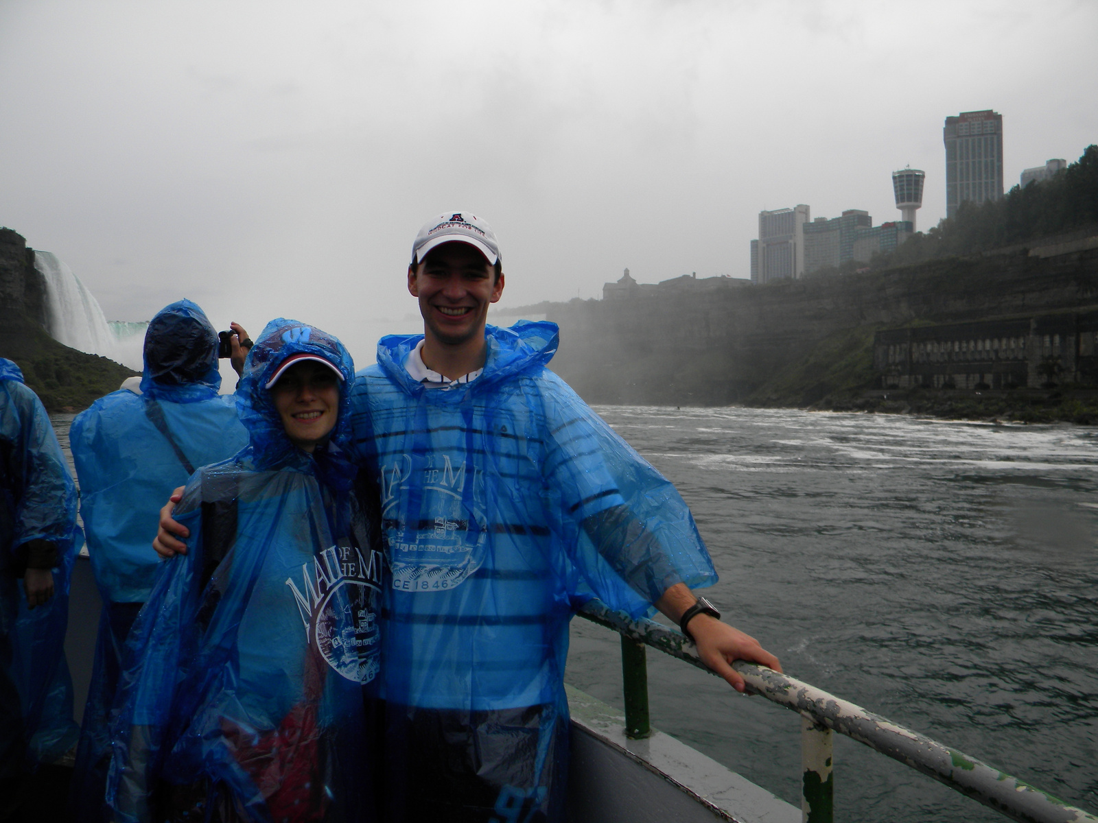 Niagara-37-Maid of the mist