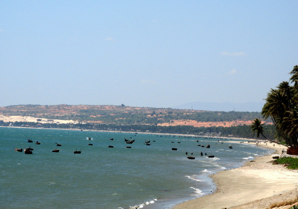 MUI NE BEACH