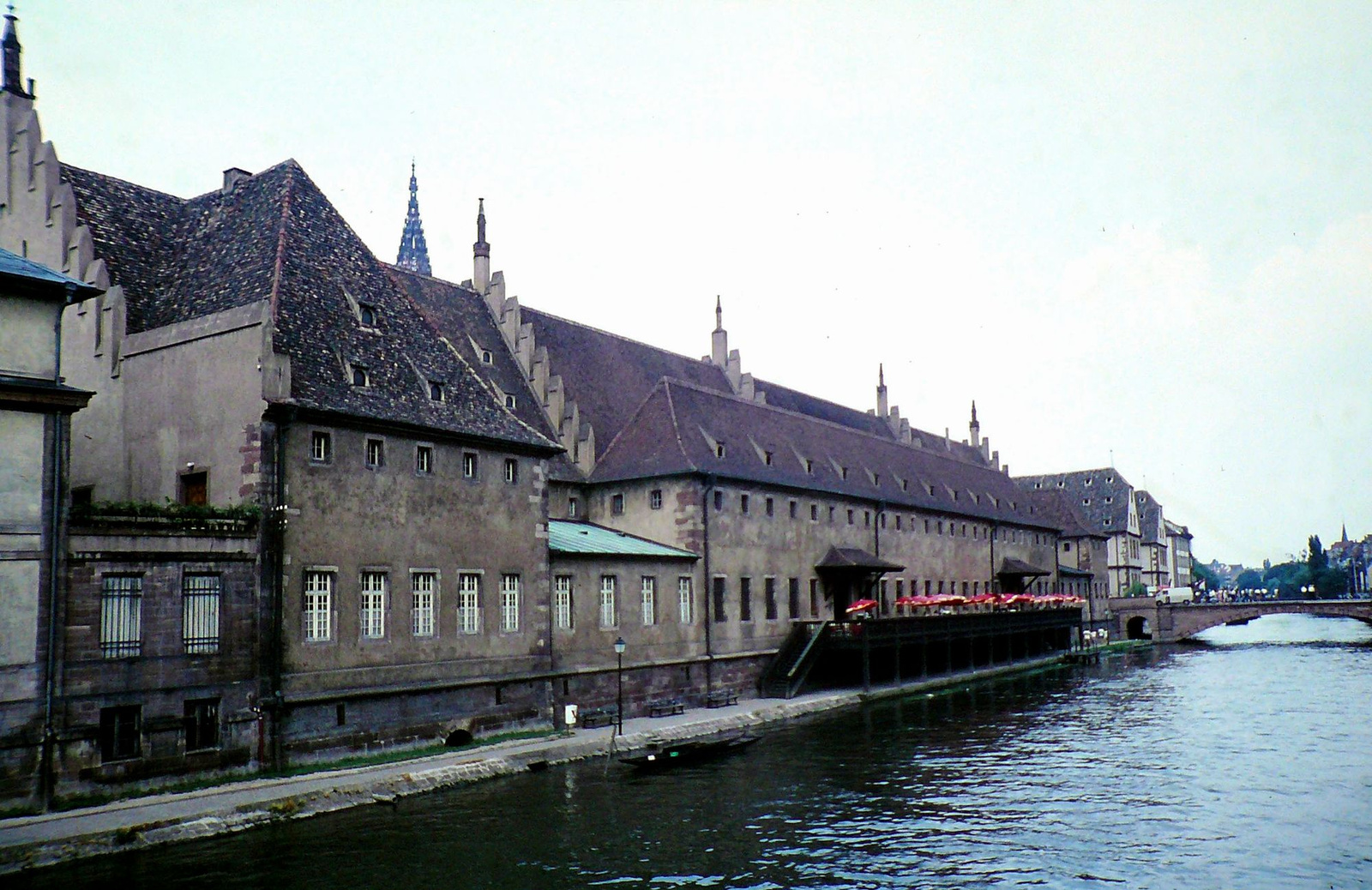 Strassbourg, 1983 - az Ill folyó partján