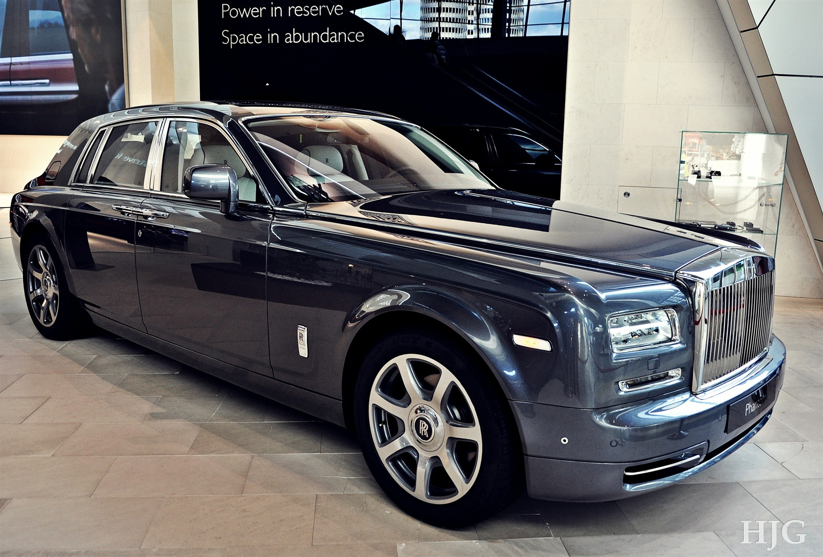 Rolls-Royce Phantom