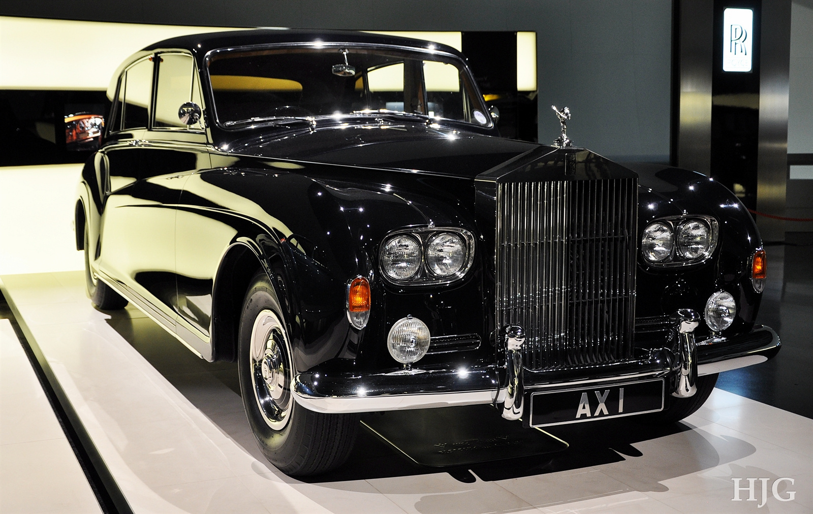 Rolls-Royce Phantom V.