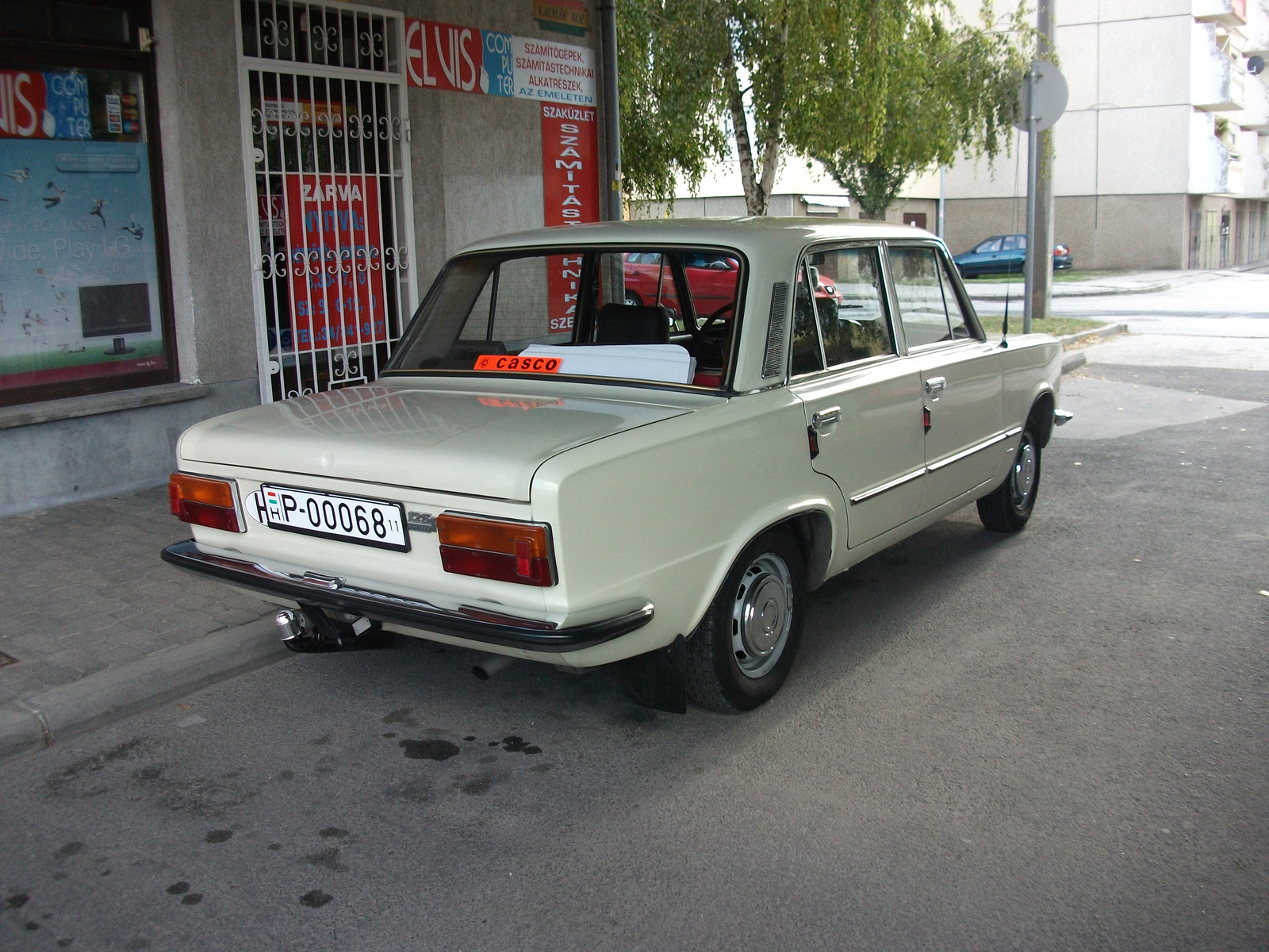 Polski Fiat 125p 007