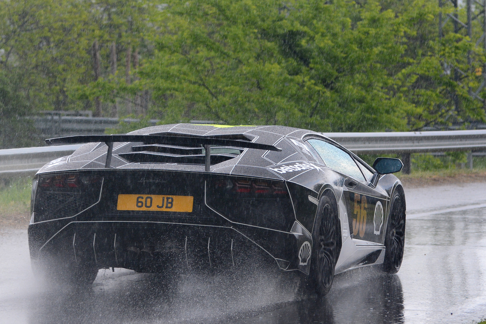 Lamborghini Aventador SV LP750-4